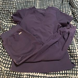 Figs ‘Purple Shadow’ Scrubs Set